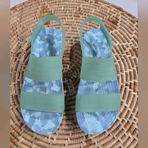 Reef Water Vista Green Blue Strappy Platfirm Sandals 8